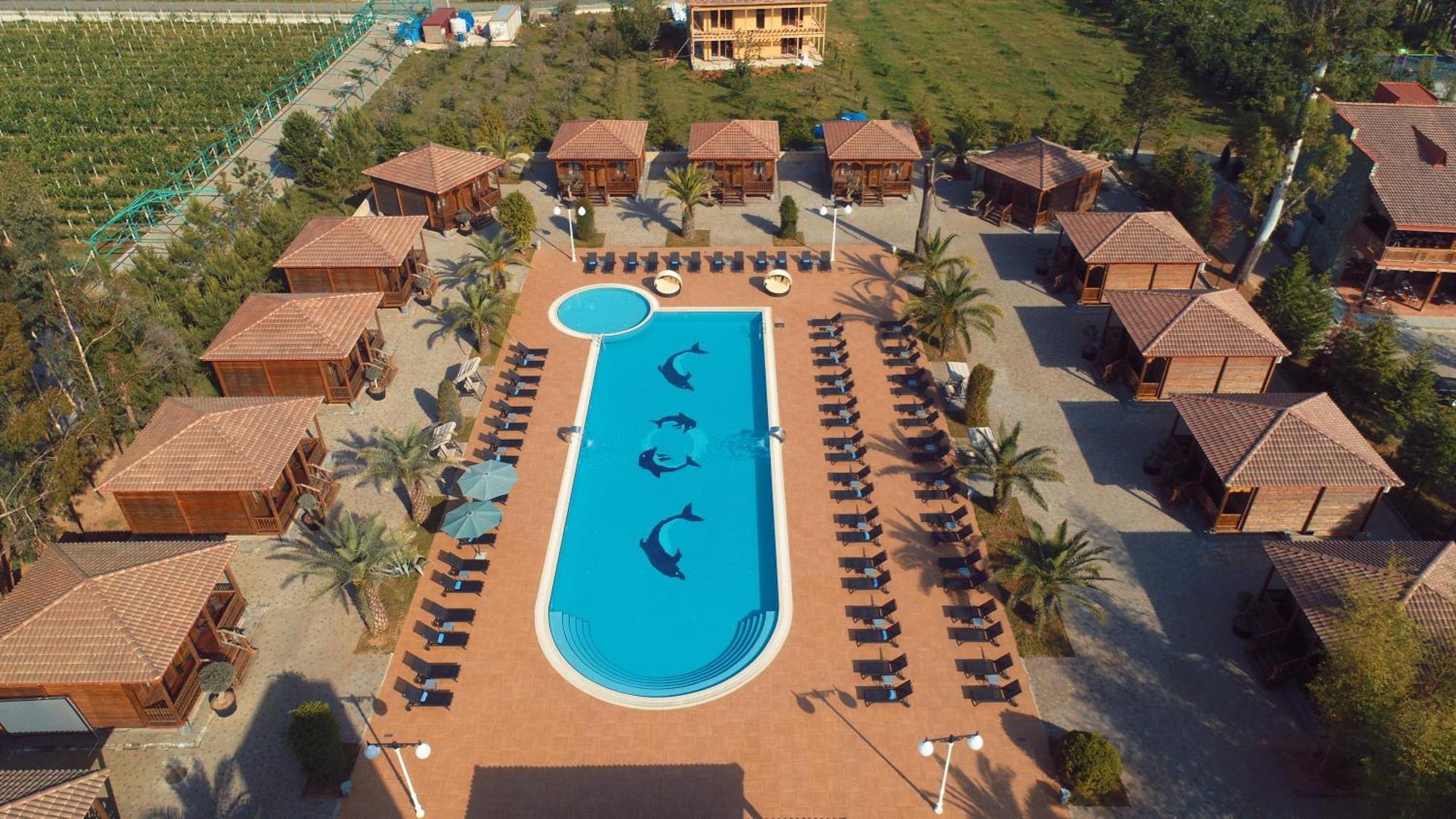 Boboqvati Hotel Chateau Kvirike מראה חיצוני תמונה