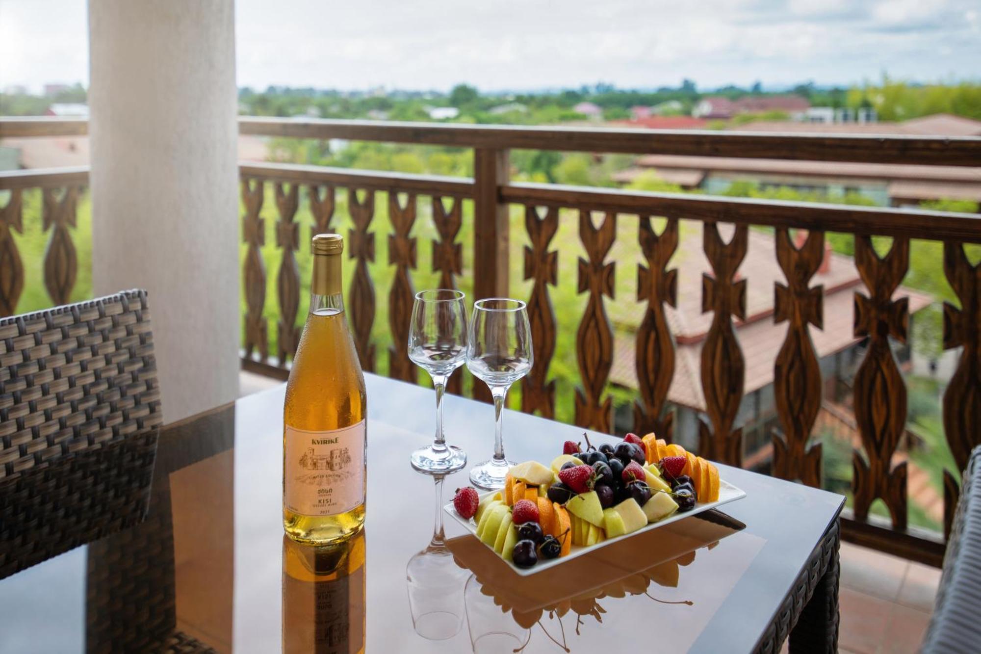 Boboqvati Hotel Chateau Kvirike מראה חיצוני תמונה