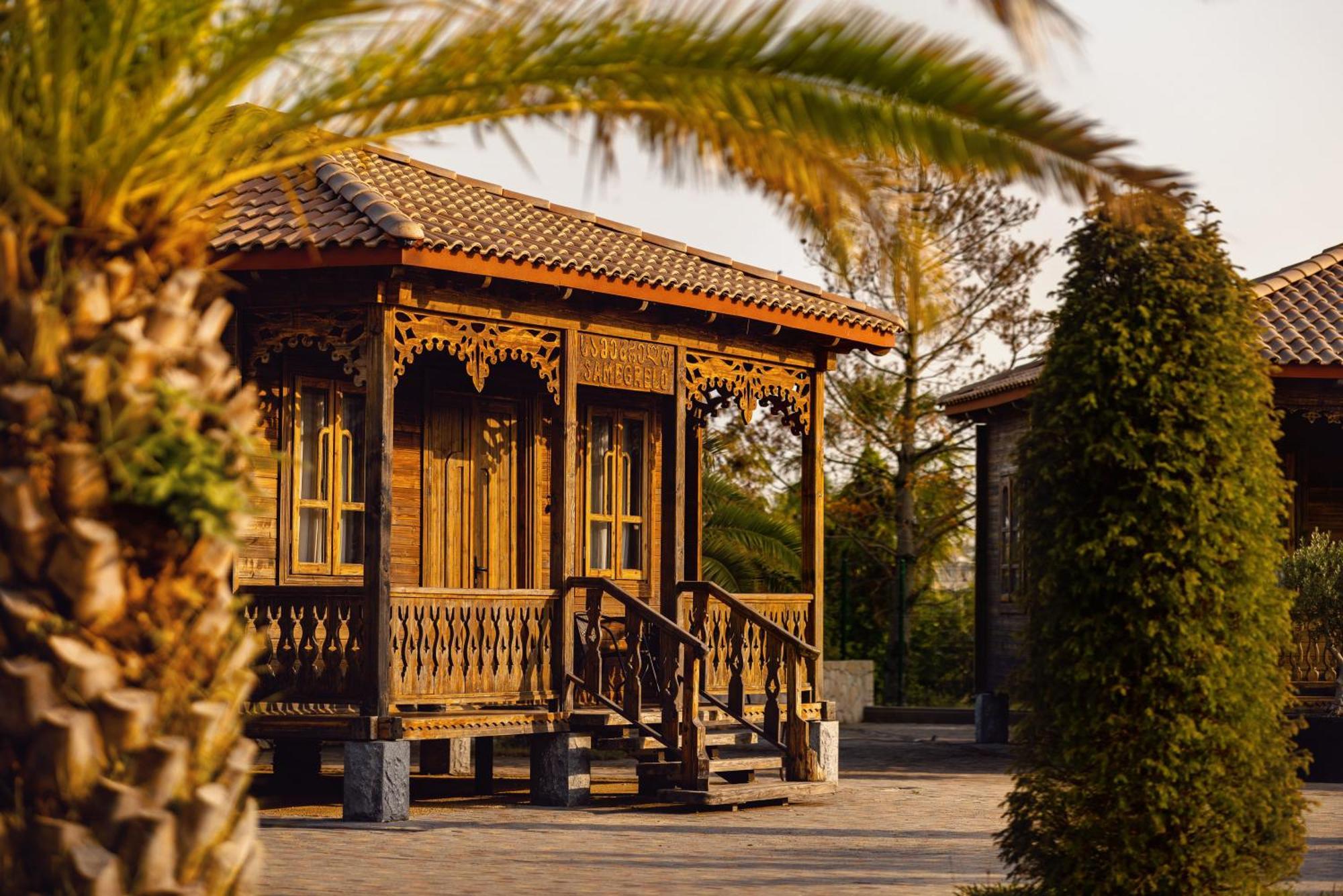 Boboqvati Hotel Chateau Kvirike מראה חיצוני תמונה
